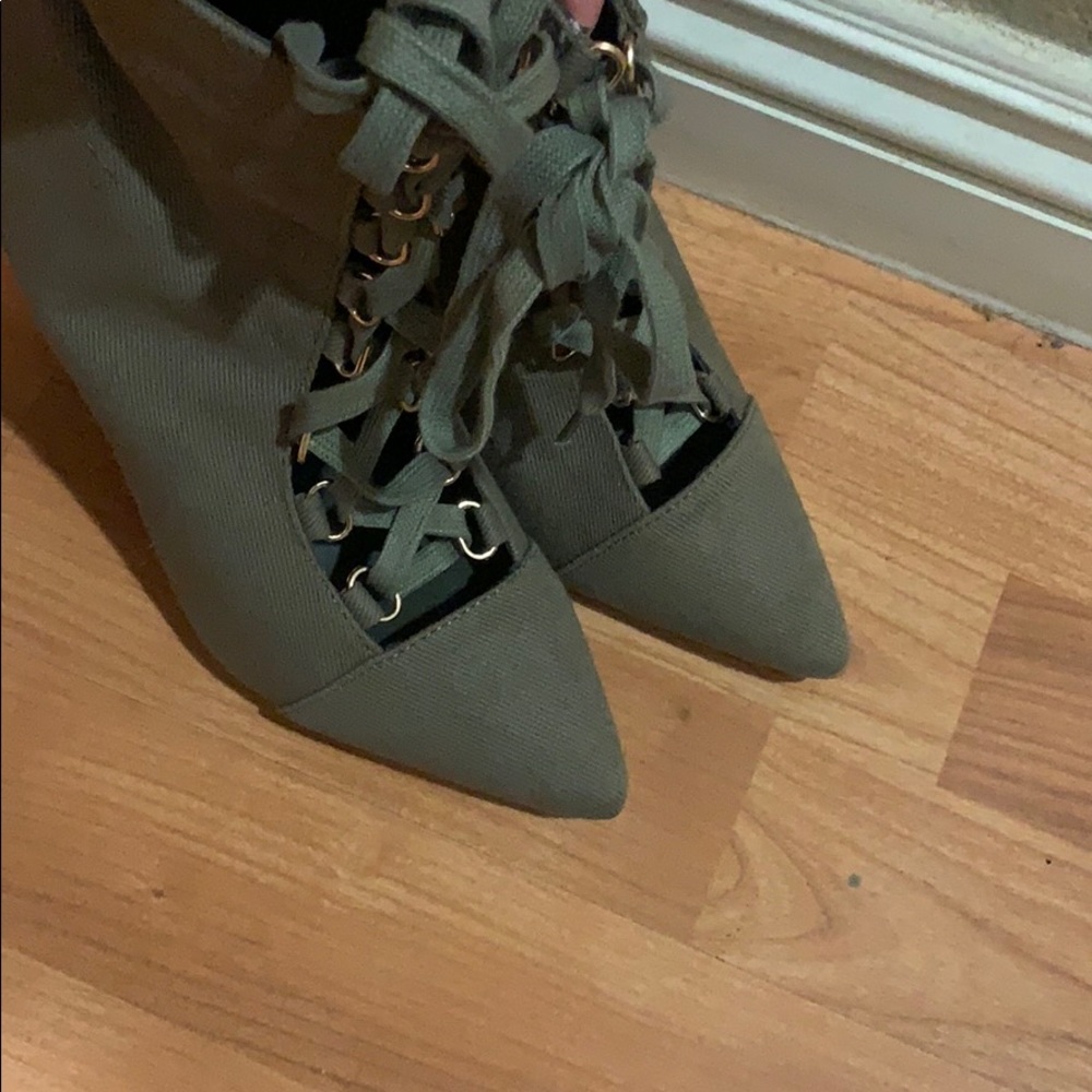 Olive heels